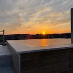 Mier Gold Luxury Suite